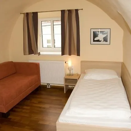 Ludl Groß-Enzersdorf